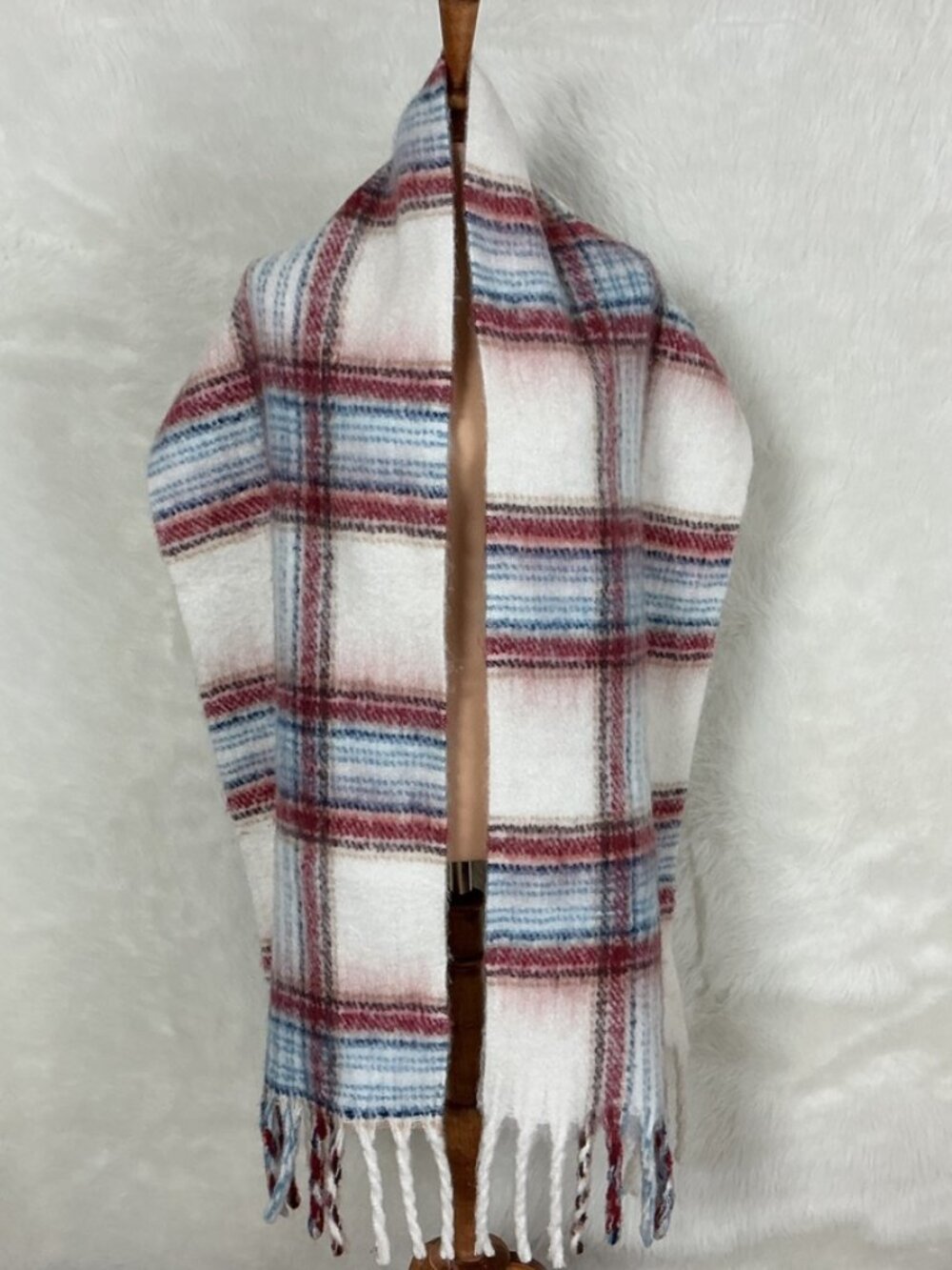 Abercrombie & Fitch White Red Blue Plaid Fringe Chunky Blanket Scarf Fall NWT